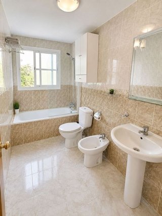 Piso en alquiler en Calaburra - Chaparral en Mijas