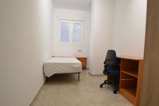 Piso en alquiler en Ciudad Jardín - Tagarete - El Zapillo en Almería