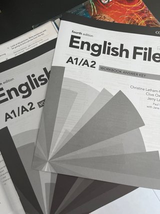 English File A1-A2 Elementary With Online Pract...