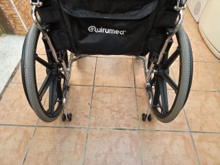 Silla de ruedas Quirumed ancho especial 56 cm