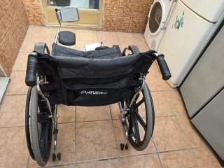 Silla de ruedas Quirumed ancho especial 56 cm