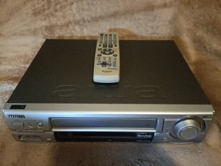 Reproductor de vídeo Aiwa HV-FX8700EH