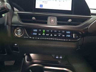 Lexus UX 2.0 300h UX Plus