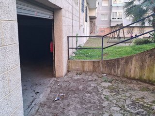 Garaje en venta en Mariñamansa en Ourense