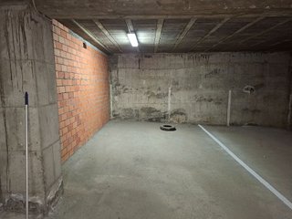 Garaje en venta en Mariñamansa en Ourense