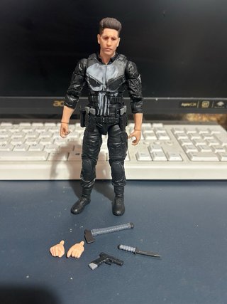 Marvel Legends Punisher Figura 15 cm