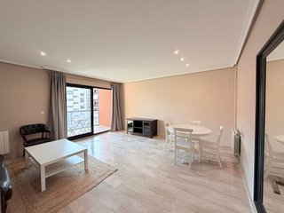 Piso en alquiler en Paus - Poligono San Blas en Alicante