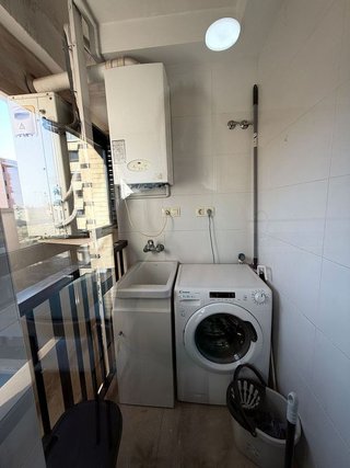 Piso en alquiler en Paus - Poligono San Blas en Alicante