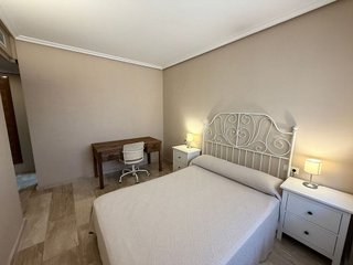 Piso en alquiler en Paus - Poligono San Blas en Alicante