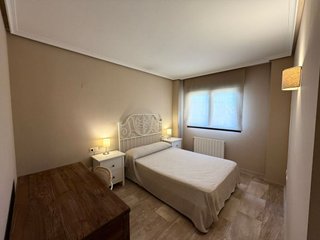 Piso en alquiler en Paus - Poligono San Blas en Alicante