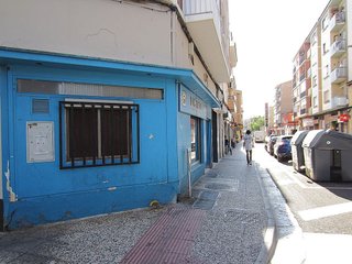 Local comercial en alquiler en Oliver en Zaragoza