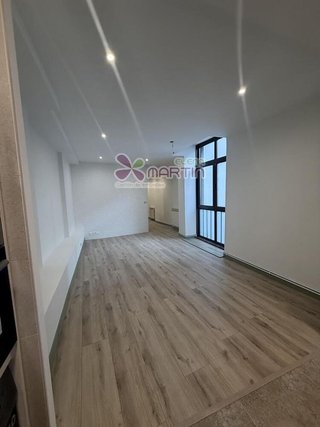 Piso en alquiler en Plaza España - Villa Pilar - Reyes Católicos - Vadillos en Burgos
