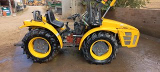 Tractor Pascuali Ergo 5.60 con pala