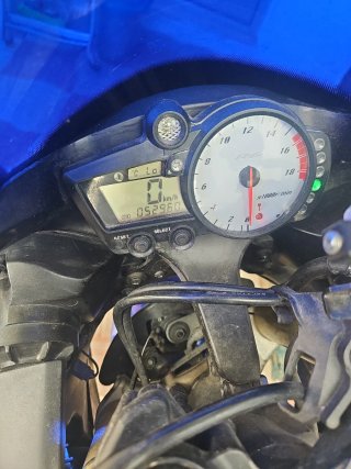 Yamaha R6 2006 Azul y Blanca