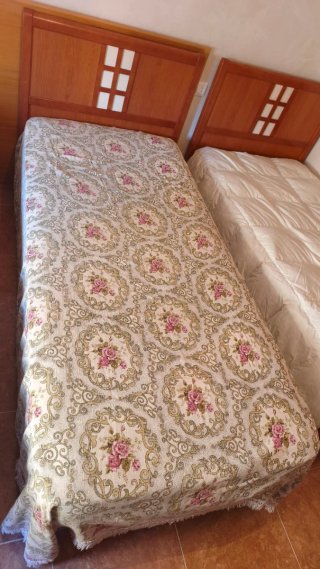 Set 2 Camas 90cm + Mesilla Madera