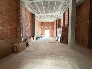 Local comercial en venta en Úbeda