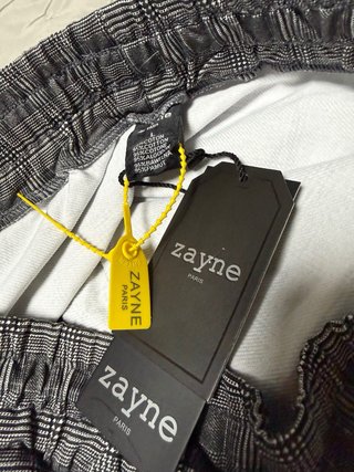 Pantalón cuadros escoceses gris pitillo