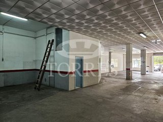 Local comercial en alquiler en Parque Ayala - Jardín de la Abadía - Huelín en Málaga