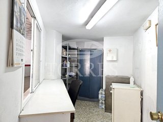 Local comercial en alquiler en Parque Ayala - Jardín de la Abadía - Huelín en Málaga