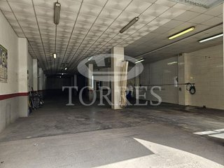 Local comercial en alquiler en Parque Ayala - Jardín de la Abadía - Huelín en Málaga