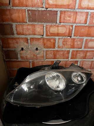 Pareja de Faros Seat Leon 2007
