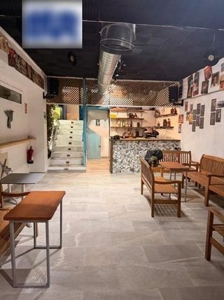 Local comercial en venta en Castell (Es)