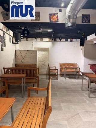 Local comercial en venta en Castell (Es)