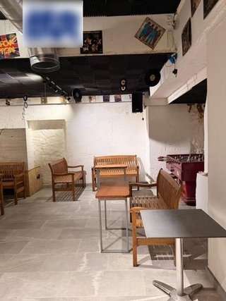 Local comercial en venta en Castell (Es)
