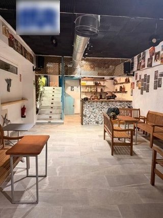 Local comercial en venta en Castell (Es)