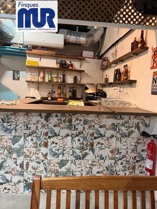 Local comercial en venta en Castell (Es)