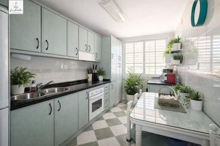 Piso en venta en Parque Ayala - Jardín de la Abadía - Huelín en Málaga