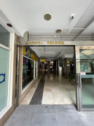 Local comercial en venta en Avda de Madrid - Pº de la Estación en Jaén