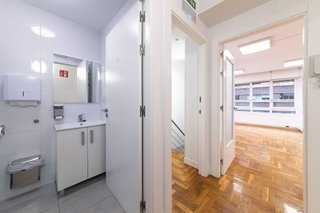 Oficina en venta en Ermitagaña - Mendebaldea en Pamplona