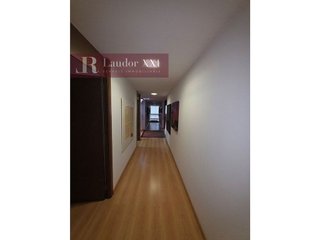 Oficina en alquiler en Gràcia en Sabadell