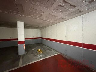Garaje en venta en Eixample Nord – La Devesa en Girona