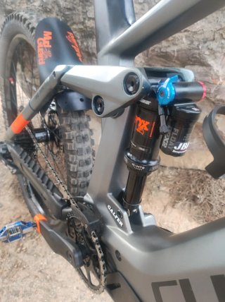 Bicicleta Eléctrica Cube hpc tm 160