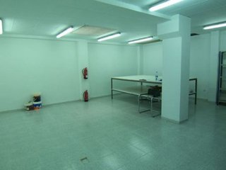 Local comercial en alquiler en Zona Avenida al Vedat en Torrent