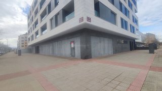 Local comercial en alquiler en San Adrián - La Cava en Logroño