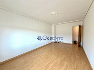Piso en alquiler en Vallobín - La Florida en Oviedo