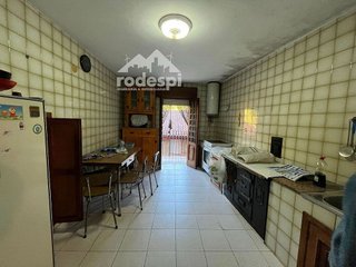 Casa adosada en venta en Ribadavia