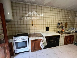 Casa adosada en venta en Ribadavia