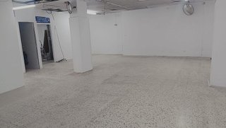Local comercial en alquiler en Príncep de Viana - Clot -Xalets Humbert Torres en Lleida