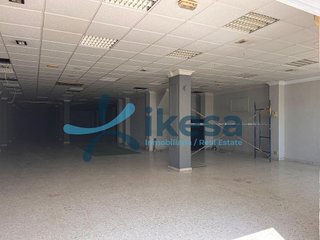 Local comercial en venta en Centro en Utrera