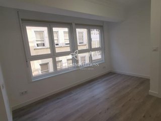 Piso en venta en Centro en Ferrol