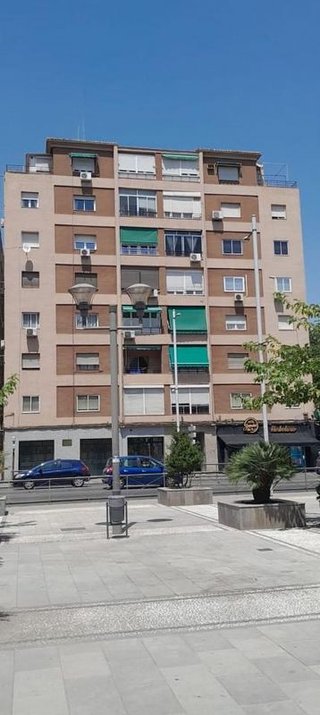 Piso en venta en Camino de Ronda - Rosaleda en Granada