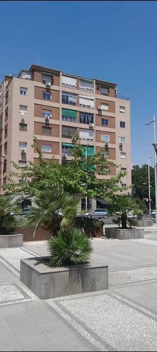Piso en venta en Camino de Ronda - Rosaleda en Granada