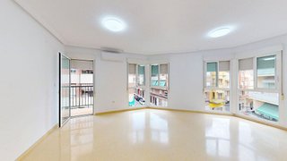 Piso en alquiler en Ensanche - Diputación en Alicante