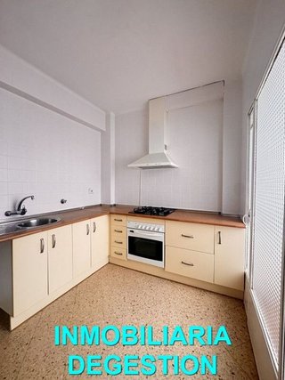 Piso en alquiler en Linarejos en Linares