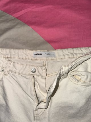 Vaqueros cortos blancos