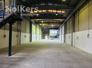 Nave industrial en alquiler en Palau-solità i Plegamans